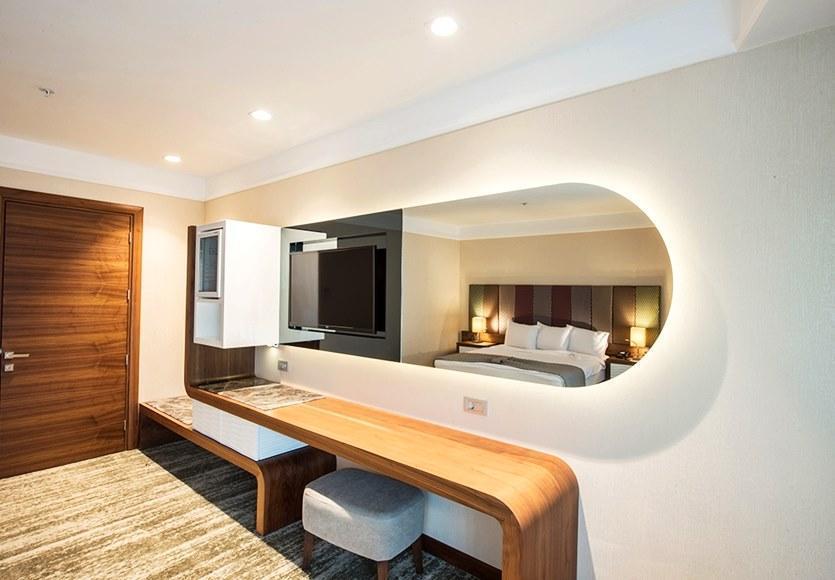Ramada By Wyndham Gemli̇K Hotel Gemlik Bagian luar foto