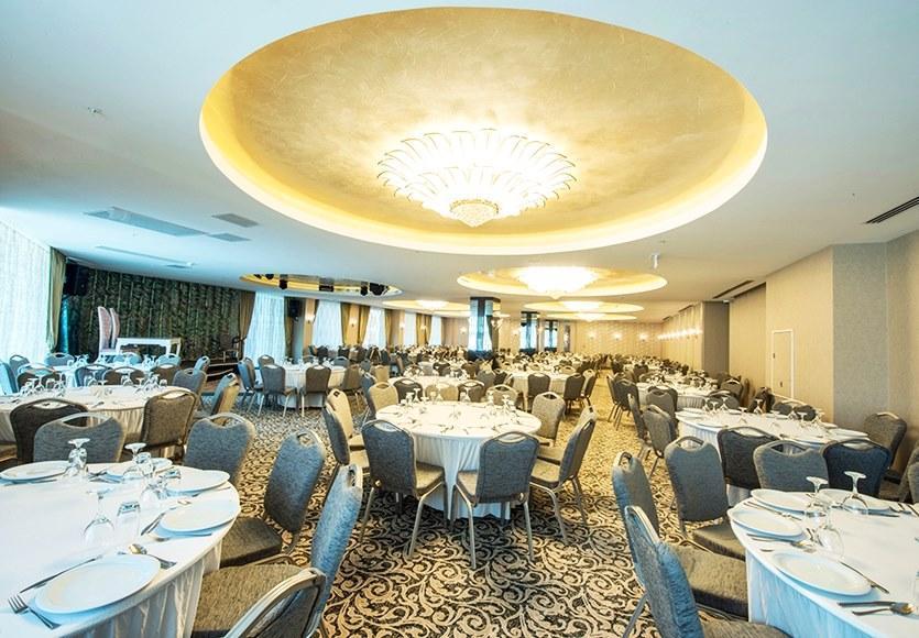 Ramada By Wyndham Gemli̇K Hotel Gemlik Bagian luar foto