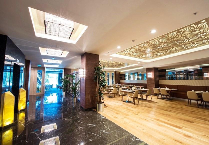 Ramada By Wyndham Gemli̇K Hotel Gemlik Bagian luar foto